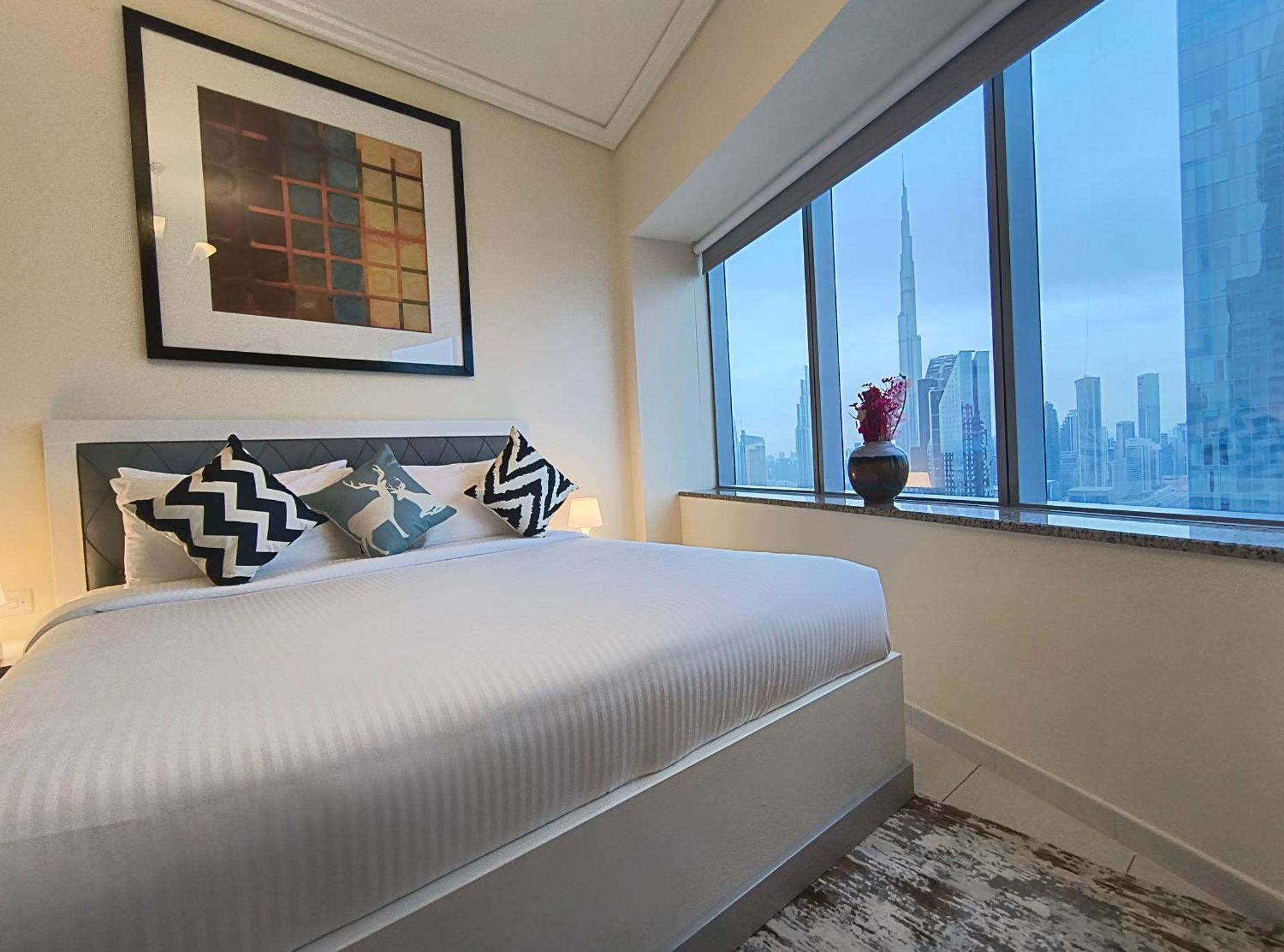 Trinity Holiday Homes - Sheikh Zayed Road Near To Financial Center Metro Station Dubai Bagian luar foto